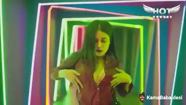 Double Trouble – Nude Hindi threesome sex webseries