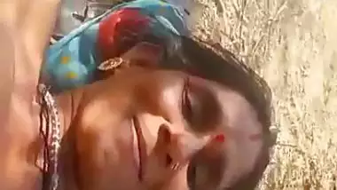 Dehati Adivasi chudai video with randi in jungle