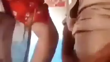 Pathan fucks his neighbor’s wife in Pakistani sex MMS