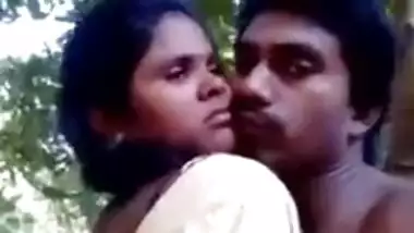 Boy films him kissing his Indian sex wife in such a XXX manner