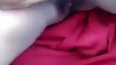 [ Indian Hard Porn ] Desi aunty show boobs and pussy at outdoor