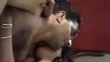 Indian XXX video of an office slut fucking her horny boss in his bedroom