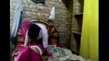 Beautiful teen girl enjoys a nice home sex session with her senior