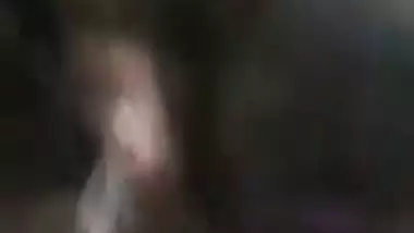 Muslim girl gives an Indian blowjob to her stepbrother