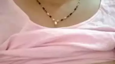 Desi diva flashes XXX titties to online client tipping her for striptease