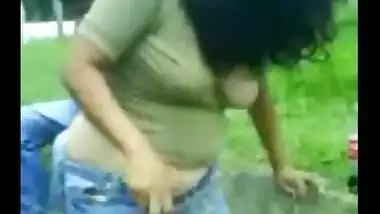 Desi Sex In Garden &quot;Man With A Hot Sexy Girl&quot;