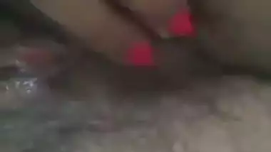 Indian nude girl shows her hairy wet pussy