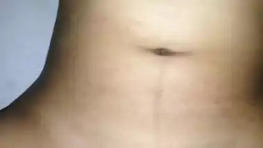 Man with camera teases girl's pussy using cock before Desi XXX action