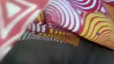 Granny will get a lift only if she shows her desi pussy