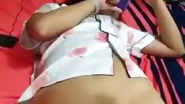 Desi guy undresses GF to touch her sweet XXX pussy on the camera