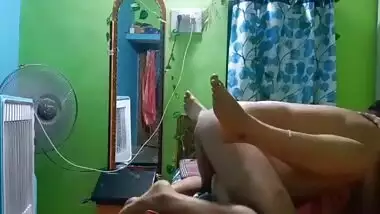 Indian horny couple’s desi romance sex video