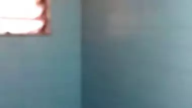 Priya aunty bathing Hiddencam