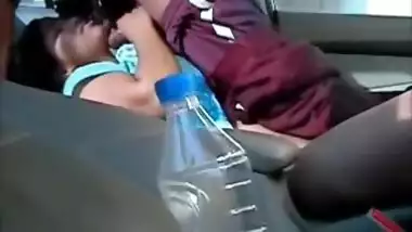 While other drivers work Desi guy has something more XXX to do - drilling Bhabhi