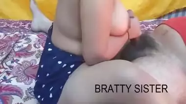 Hot Relaxing Husband In A New Way Hindi - Indian Bhabhi And Hot Indian