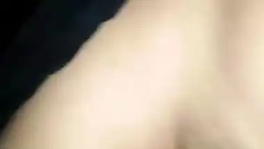 Hot Bangladesh sex video of a Muslim girl getting fingered