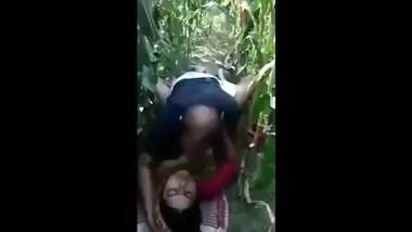 Myanmar village girl fucking outdoor