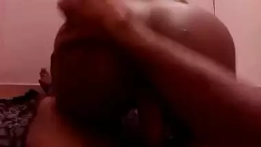 INDIAN AMATEUR COUPLE SUCKING AND FUCKING AT NIGHT TIGHT PUSSY AND BIG DICK
