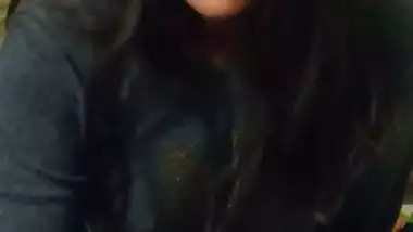 Beautiful GF shaking sex shaft of her BF