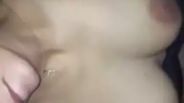 Beautiful Paki Wife Saima Khan Fucking With Talking and Moans Update 3 Clips Part 2