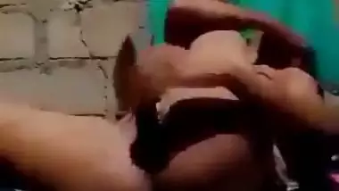 18 yr old teen masturbates with huge brinjal in Nepali porn