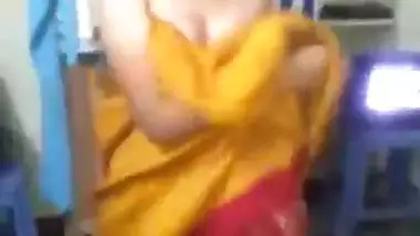 Andhra girl naked dress up clip
