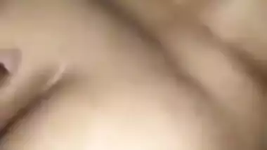 XXX massage is an integral part of weekend of Desi MILF just like sex