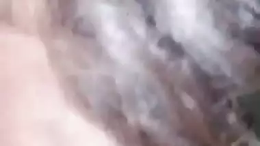 Owner records his maid’s blowjob MMS while sucking his dick