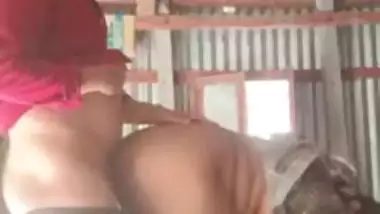 Bangladeshi village wife invites lover to fuck her pussy