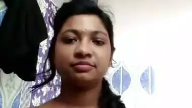 Malayali chechi nude show of her Big boobs and Pooru