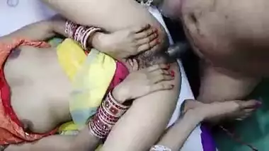 Hot Hot sexy Desi bhabi ko Dever ne raat ko Choda gher me Desi Video with Hindi audio