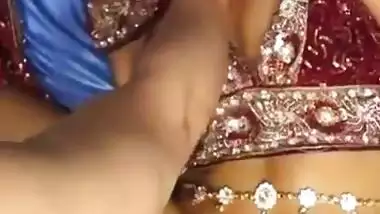 A sexy Tamil girl gets fuck by a foreign guy in NRI porn