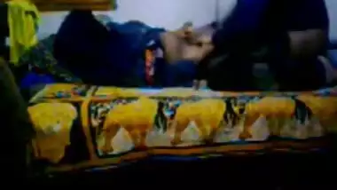 Desi bhabhi aunty passionate sex wt young neighbor boy mms