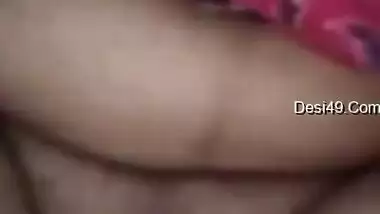 Today Exclusive -desi Bhabhi Showing Her Boobs And Pussy To Hubby On Vc