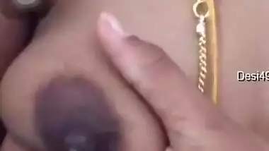 Today Exclusive- Horny Tamil Bhabhi Showing Her Boobs And Pussy Part 1