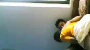 Indian Kamuk Bhabhi fuck by young devor Getting Pleasure With Huge full Dick - Wowmoyback