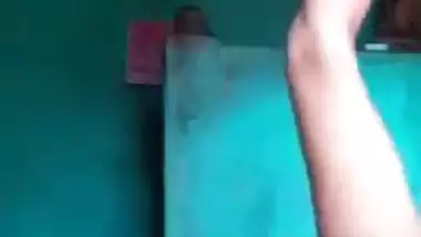 Indian village hottie – Desi nude acrobat show