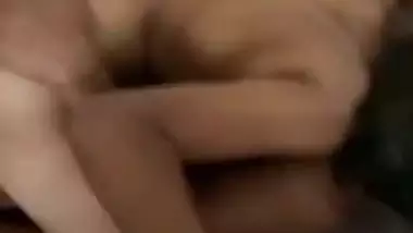 Desi slut threesome sex with clients in OYO room