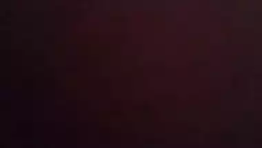 Desi wife is bonked with fingers by XXX pervert who makes MMS video