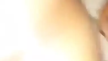 BF fucks a Bangla naked college girl in the bed