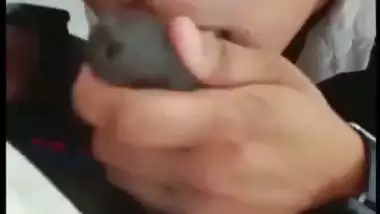 Marathi college girl gives a desi blowjob to her lover