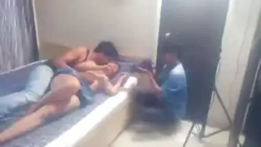 Delhi university mai junior girl se 2 senior ka sex fun