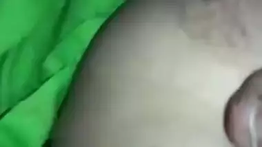 Young man loves his Desi woman's hairy XXX vagina and he touches it