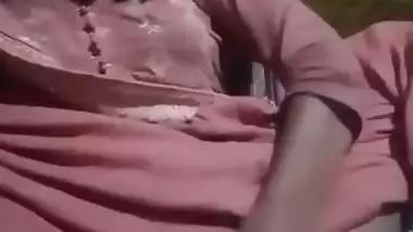 Shy girl fucks her pussy with a brinjal in xxx viral MMS