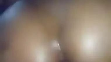 මනුස්සයා නැතිව තනියම ඉන්න ලොකු පුංචිව මෝල් කරලා බැලුවා