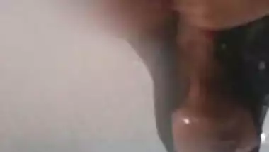 Sister shower bath video stolen from her mobile