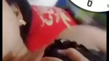 Mast boobs and pussy showing wife on video call