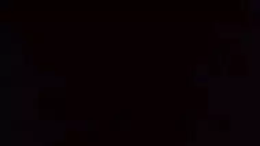 Satisfying desi MILF by Rubbing pussy with honey porn