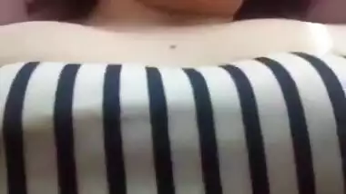 Today Exclusive- Sexy Nri Paki Wife Boobs And Pussy Record By Hubby