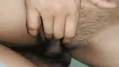 Hot 18 yers young Indian Desi village girlfriend was fucking on hostel with boyfriend clear Hindi audio