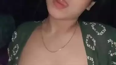 Beautiful Sexy Girl Showing